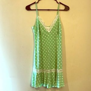 🧚🏻Bundle 2 for $20🧚🏻 VS Angels nightgown